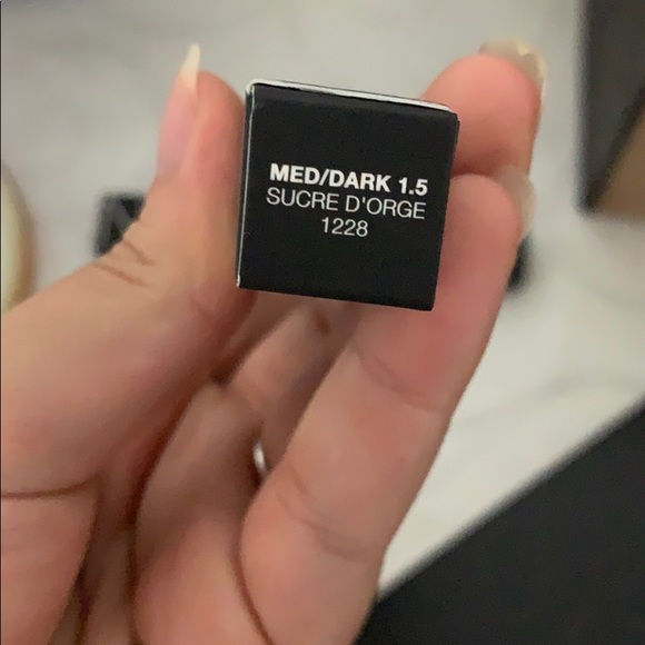 NARS creamy concealer - Picture 2 of 2